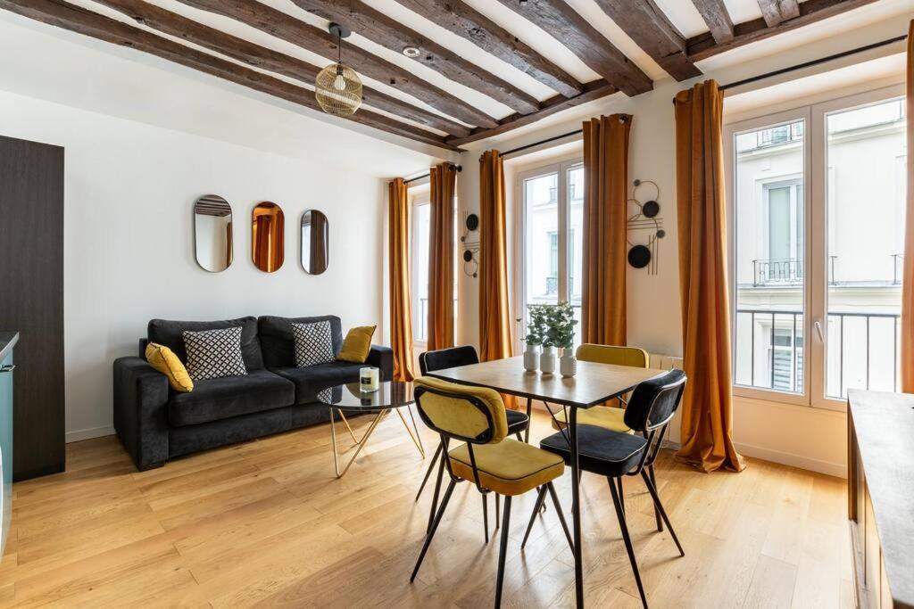 Grands Boulevards 22 : Appartement Cosy 1Br-4P Paris Bagian luar foto